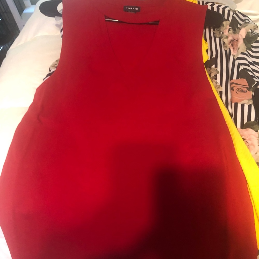 Red cut out top